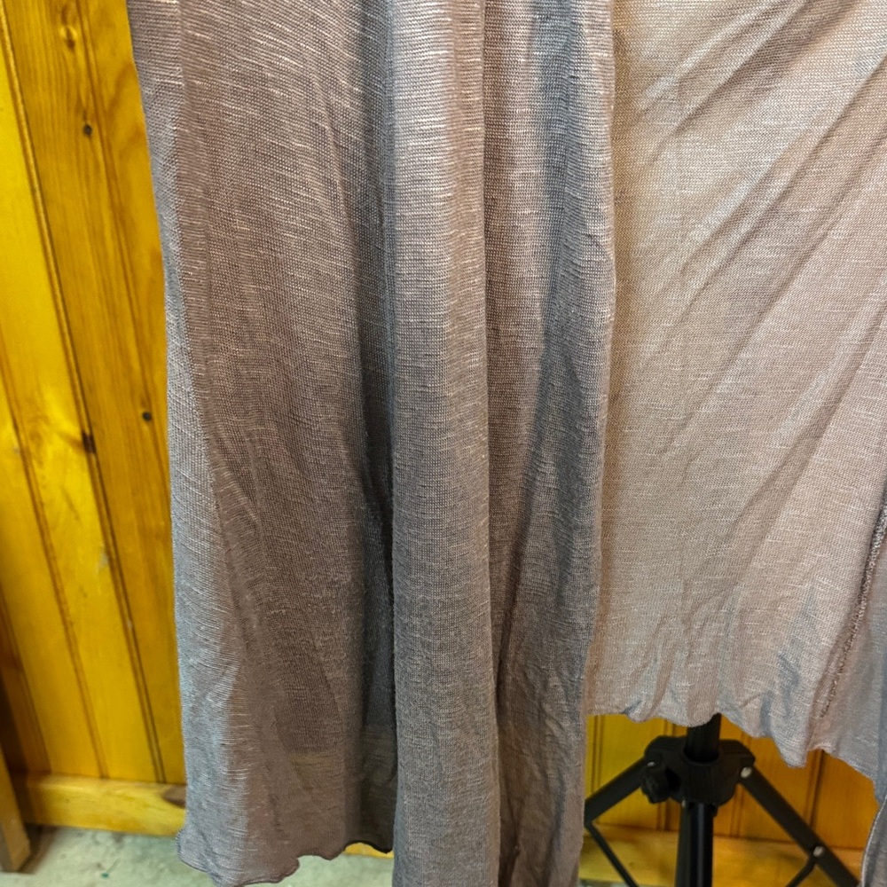 Elegant Grayish Brown-Sleeveless Wrap - Picture 4 of 8